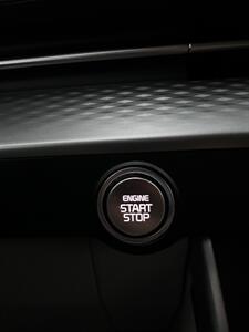 2023 Kia Carnival LX   - Photo 43 - Doral, FL 33122