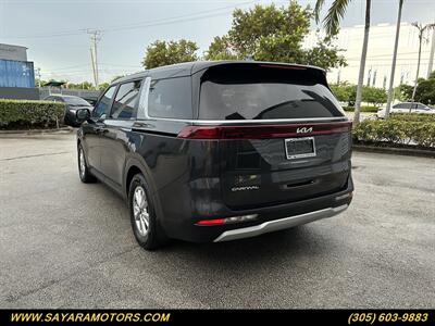 2023 Kia Carnival LX   - Photo 10 - Doral, FL 33122