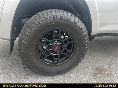 2016 Toyota 4Runner SR5 Premium   - Photo 9 - Doral, FL 33122