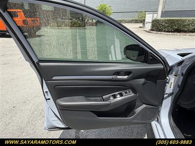 2024 Nissan Altima 2.5 SR - Photo 18 - , FL 33145