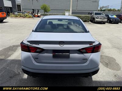 2024 Nissan Altima 2.5 SR - Photo 10 - , FL 33145