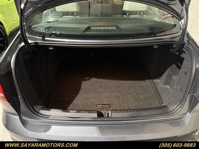 2016 Volkswagen Jetta 1.8T Sport   - Photo 17 - Doral, FL 33122