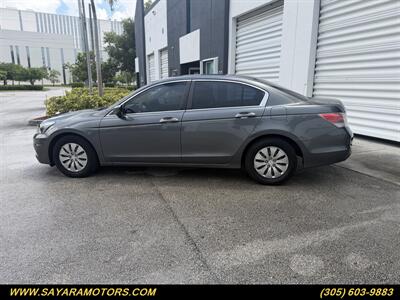 2011 Honda Accord LX   - Photo 20 - , FL 33145