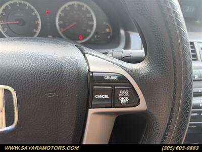 2011 Honda Accord LX   - Photo 31 - , FL 33145