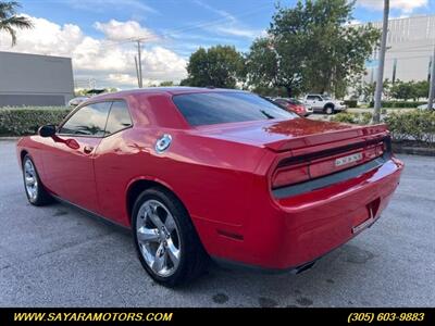 2014 Dodge Challenger SXT Plus   - Photo 7 - Doral, FL 33122