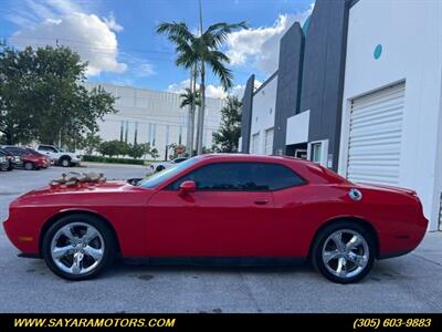 2014 Dodge Challenger SXT Plus   - Photo 8 - Doral, FL 33122