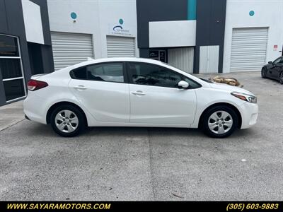 2017 Kia Forte LX   - Photo 6 - Doral, FL 33122