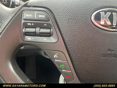 2017 Kia Forte LX   - Photo 22 - Doral, FL 33122