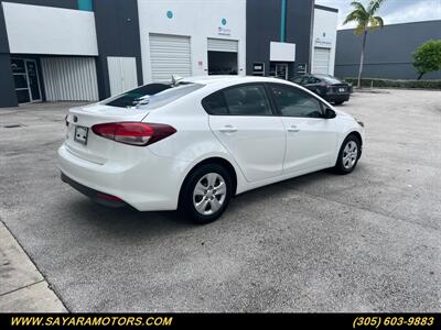 2017 Kia Forte LX   - Photo 7 - Doral, FL 33122