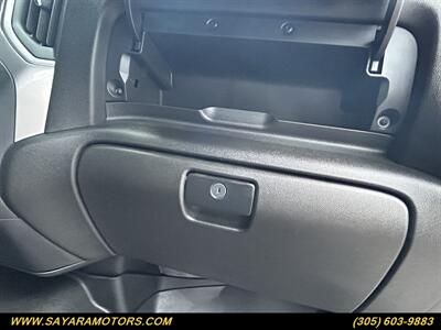 2022 Chevrolet Silverado 1500 Work Truck   - Photo 14 - Doral, FL 33122