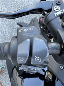 2021 KTM 1290 SUPER DUKE R   - Photo 19 - Doral, FL 33122