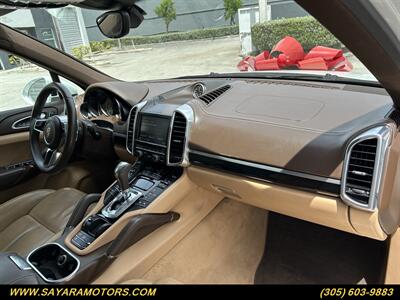 2015 Porsche Cayenne S   - Photo 18 - Doral, FL 33122