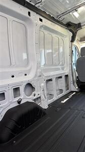 2016 Ford Transit 150   - Photo 11 - Doral, FL 33122