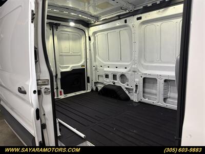 2016 Ford Transit 150   - Photo 17 - Doral, FL 33122