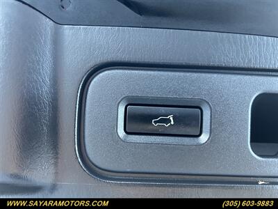 2010 Mazda CX-9 Sport   - Photo 24 - Doral, FL 33122