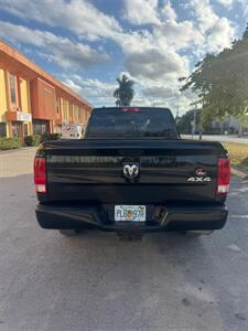 2019 RAM 1500 Classic Express   - Photo 3 - Doral, FL 33122