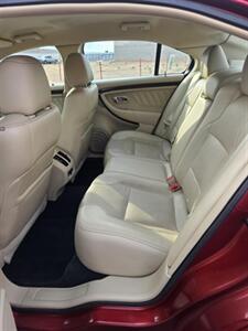 2015 Ford Taurus Limited   - Photo 12 - Page, AZ 86040