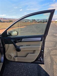 2010 Honda CR-V EX   - Photo 17 - Page, AZ 86040