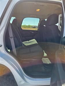 2011 Chevrolet Tahoe LS - Photo 14 - Page, AZ 86040