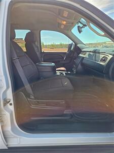 2011 Chevrolet Tahoe LS - Photo 16 - Page, AZ 86040