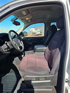 2011 Chevrolet Tahoe LS - Photo 10 - Page, AZ 86040