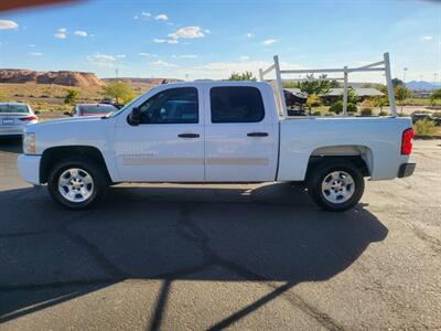 2008 Chevrolet Silverado 1500 Work Truck   - Photo 2 - Page, AZ 86040