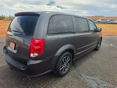 2014 Dodge Grand Caravan SXT   - Photo 5 - Page, AZ 86040