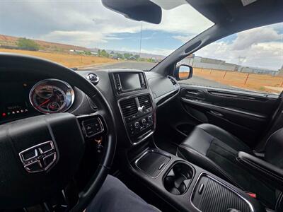 2014 Dodge Grand Caravan SXT   - Photo 18 - Page, AZ 86040