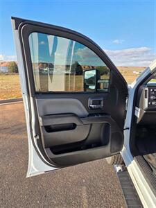 2019 Chevrolet Silverado 2500 Work Truck - Photo 9 - Page, AZ 86040