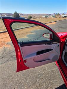 2009 Chevrolet Impala LT   - Photo 7 - Page, AZ 86040