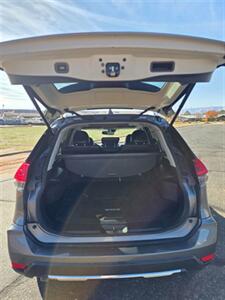 2017 Nissan Rogue S   - Photo 13 - Page, AZ 86040