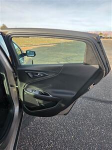 2023 Chevrolet Malibu LT - Photo 15 - Page, AZ 86040