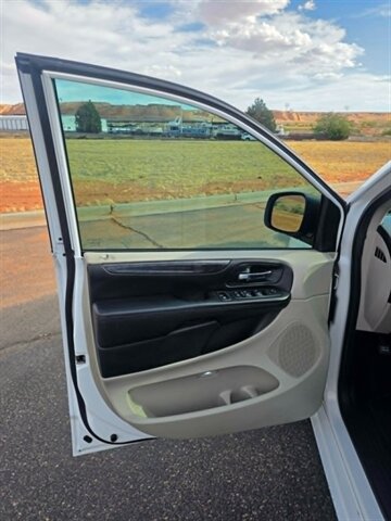 2019 Dodge Grand Caravan SE - Photo 9