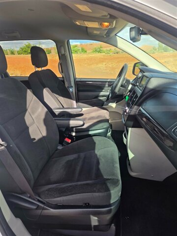 2019 Dodge Grand Caravan SE - Photo 16