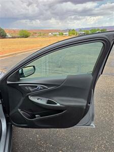 2023 Chevrolet Malibu LT - Photo 17 - Page, AZ 86040