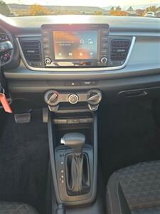 2020 Kia Rio LX   - Photo 19 - Page, AZ 86040