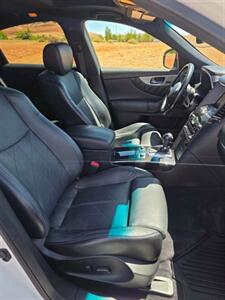 2016 INFINITI QX70 - Photo 16 - Page, AZ 86040