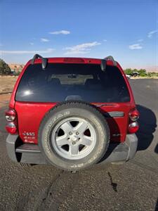 2007 Jeep Liberty Sport Sport 4dr SUV   - Photo 4 - Page, AZ 86040