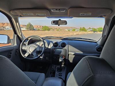 2007 Jeep Liberty Sport Sport 4dr SUV   - Photo 19 - Page, AZ 86040