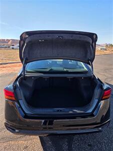 2022 Nissan Altima 2.5 SV   - Photo 13 - Page, AZ 86040