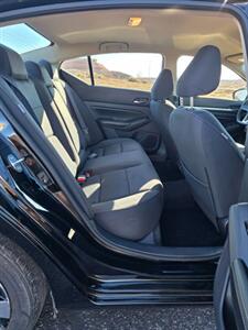 2022 Nissan Altima 2.5 SV   - Photo 14 - Page, AZ 86040