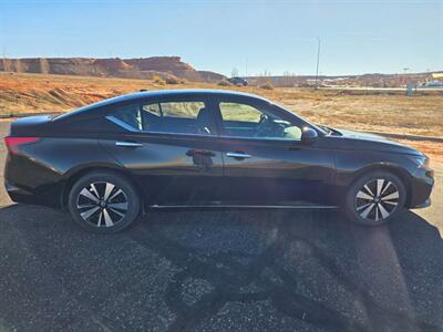 2022 Nissan Altima 2.5 SV   - Photo 6 - Page, AZ 86040