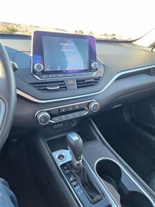 2022 Nissan Altima 2.5 SV   - Photo 19 - Page, AZ 86040