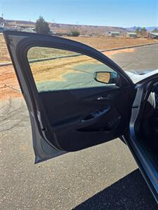 2023 Chevrolet Malibu LT   - Photo 9 - Page, AZ 86040