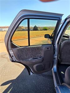 2003 Isuzu Rodeo S V6   - Photo 11 - Page, AZ 86040