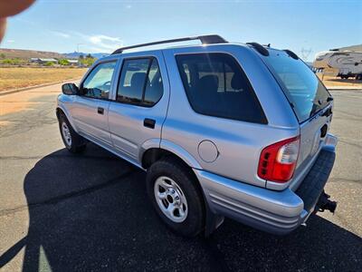 2003 Isuzu Rodeo S V6   - Photo 3 - Page, AZ 86040
