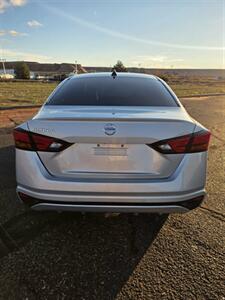2021 Nissan Altima 2.5 S - Photo 4 - Page, AZ 86040