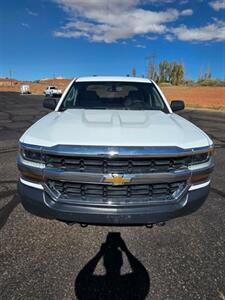 2018 Chevrolet Silverado 1500 Work Truck   - Photo 8 - Page, AZ 86040