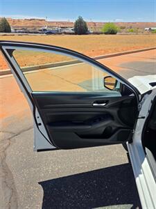 2020 Nissan Altima 2.5 S   - Photo 9 - Page, AZ 86040