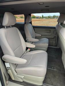 2018 Kia Sedona L   - Photo 15 - Page, AZ 86040